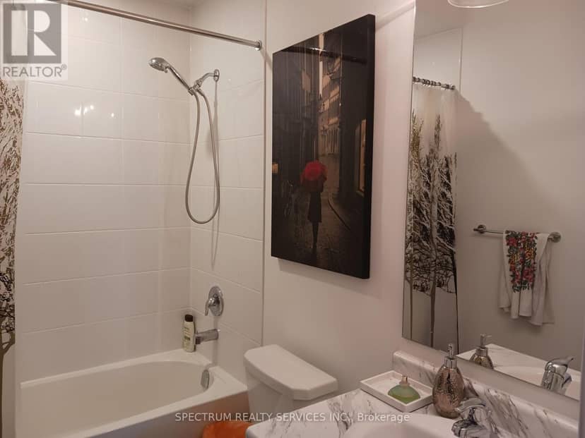 64 Regina Boulevard — photo 20 of 24