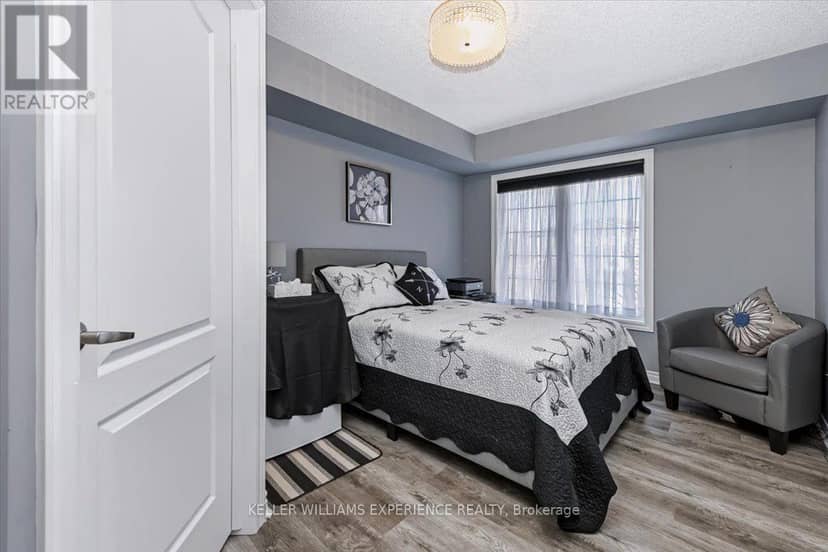 13 - 137 Sydenham Wells — photo 14 of 22