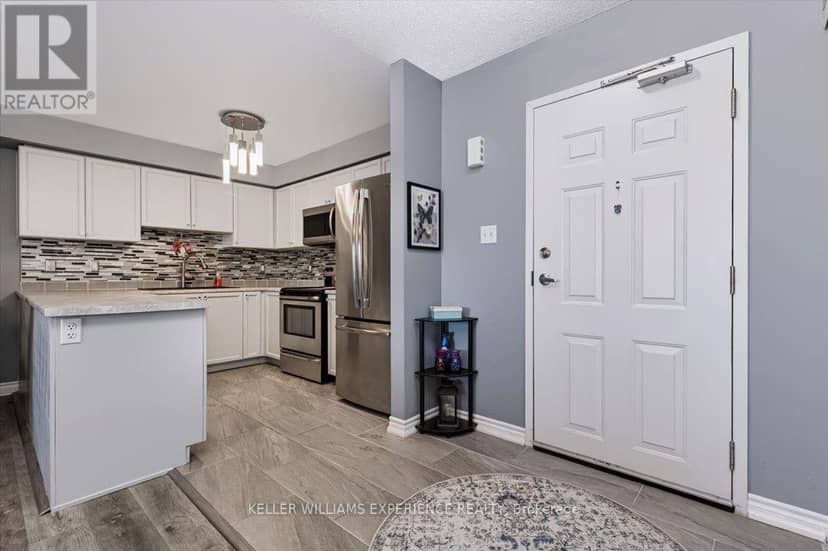 13 - 137 Sydenham Wells, Barrie, photo 2