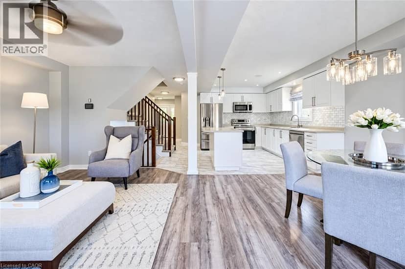 28 GREEN Street — photo 10 of 40