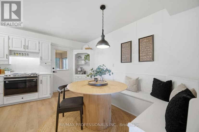 103 Mill Road — photo 15 of 40