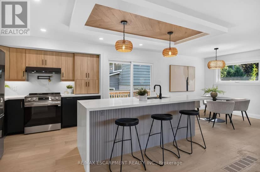 3028 Eva Drive — photo 13 of 40