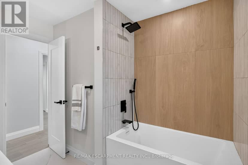3028 Eva Drive — photo 31 of 40