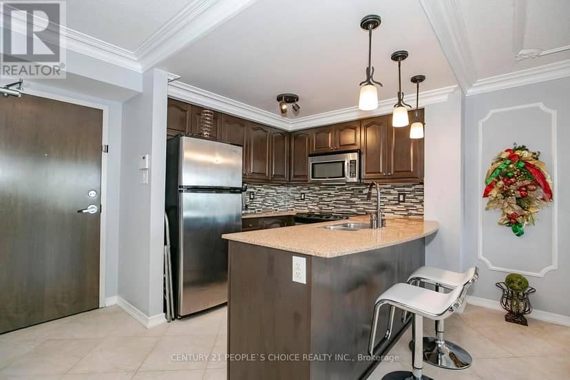 1512 - 9 George Street — photo 16 of 40
