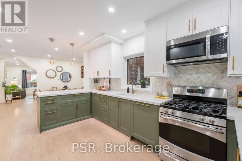 1045 Ossington Avenue — photo 12 of 40