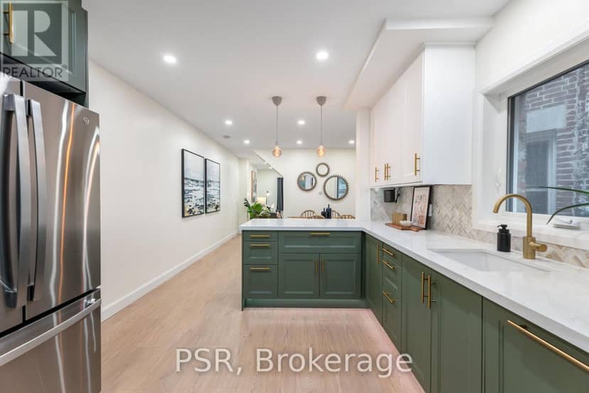 1045 Ossington Avenue — photo 13 of 40
