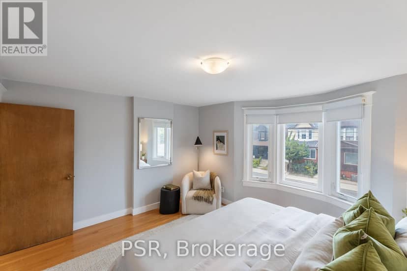 1045 Ossington Avenue — photo 20 of 40