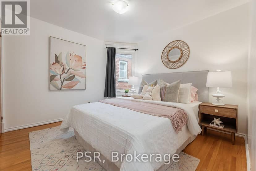 1045 Ossington Avenue — photo 21 of 40