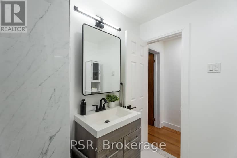 1045 Ossington Avenue — photo 28 of 40