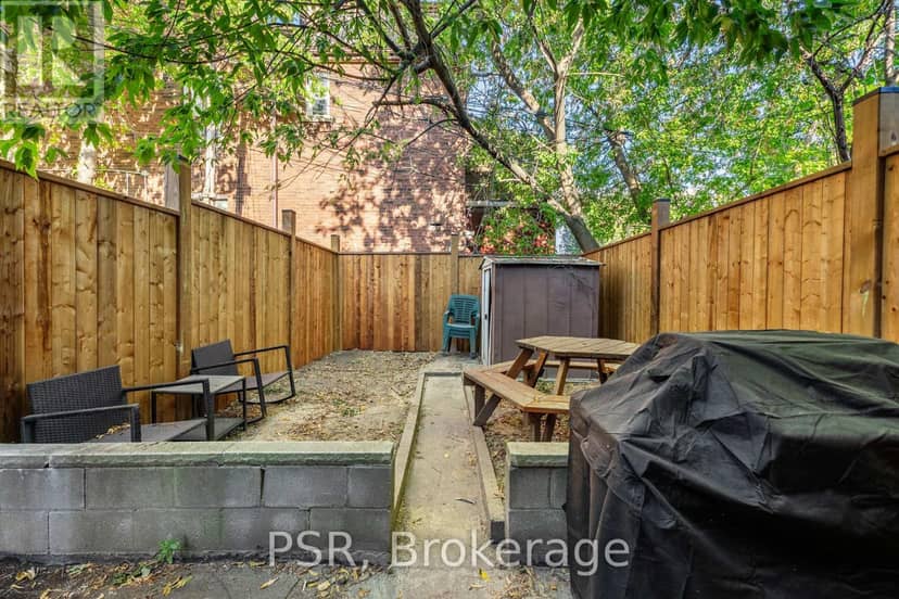 1045 Ossington Avenue — photo 39 of 40