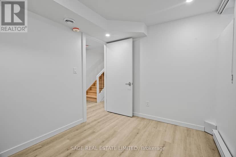 25 Chamberlain Avenue — photo 35 of 40