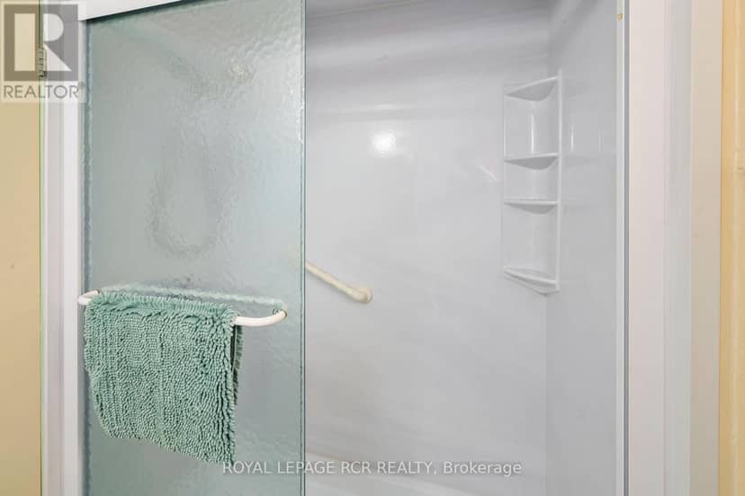 7 Cardwell Street — photo 19 of 27