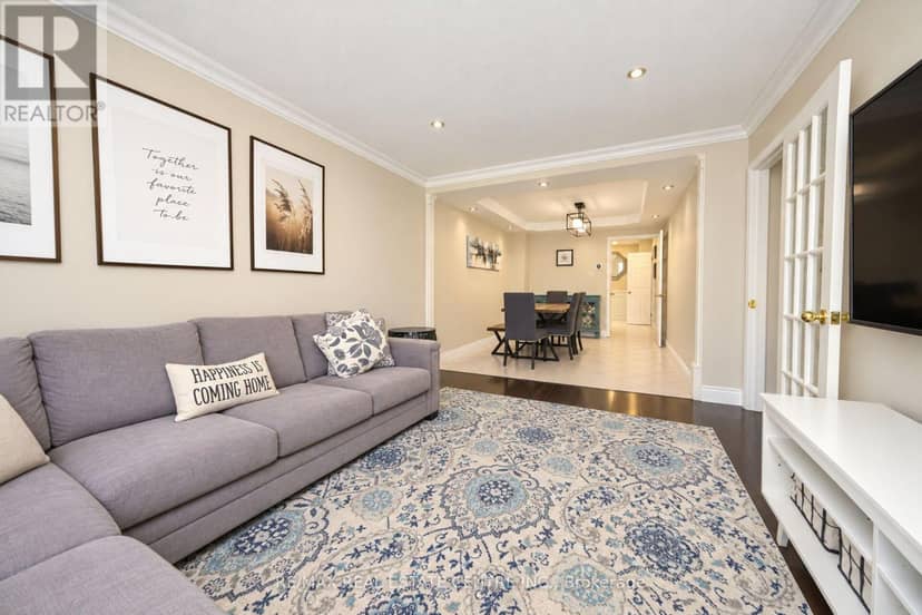 32 McKinnon Avenue — photo 10 of 40
