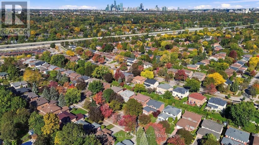 1138 Vanier Drive, Mississauga, photo 3