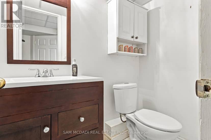 1138 Vanier Drive — photo 39 of 40