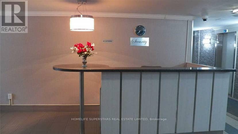 1410 - 15 Kensington Road, Brampton, photo 3