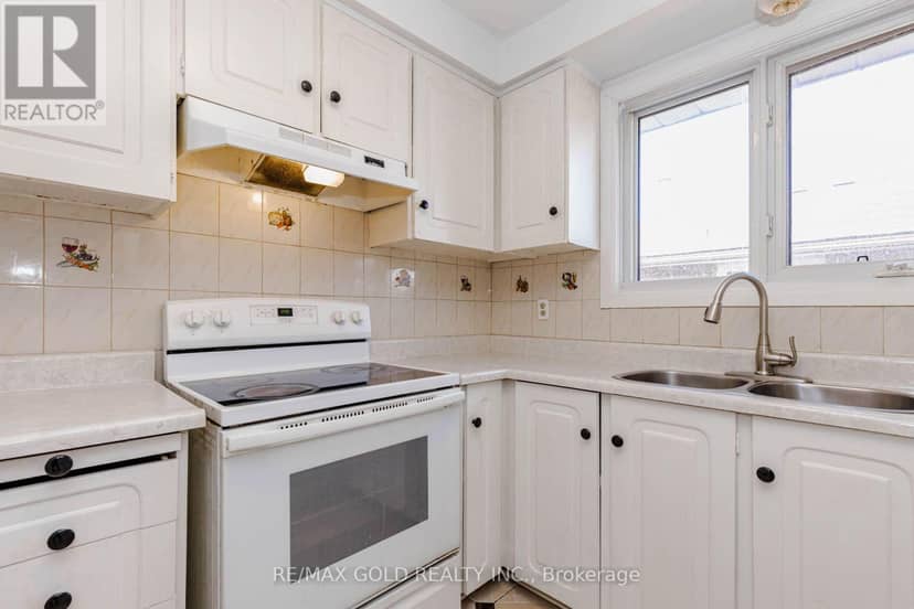 38 Achill Crescent — photo 35 of 38