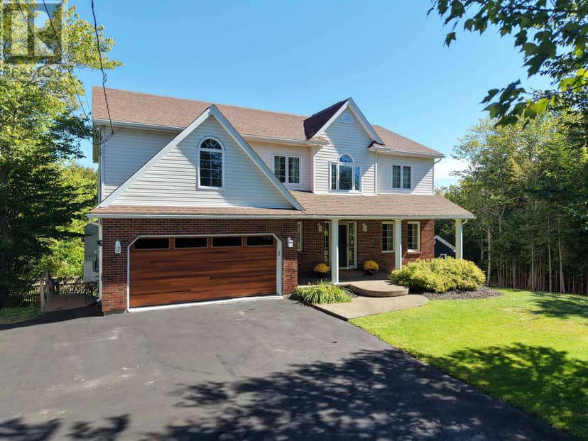 150 Matthew Drive — photo 3 of 40