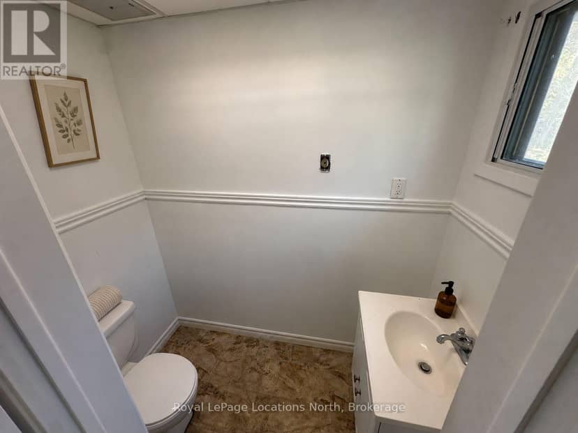 220 St Vincent Street — photo 14 of 17