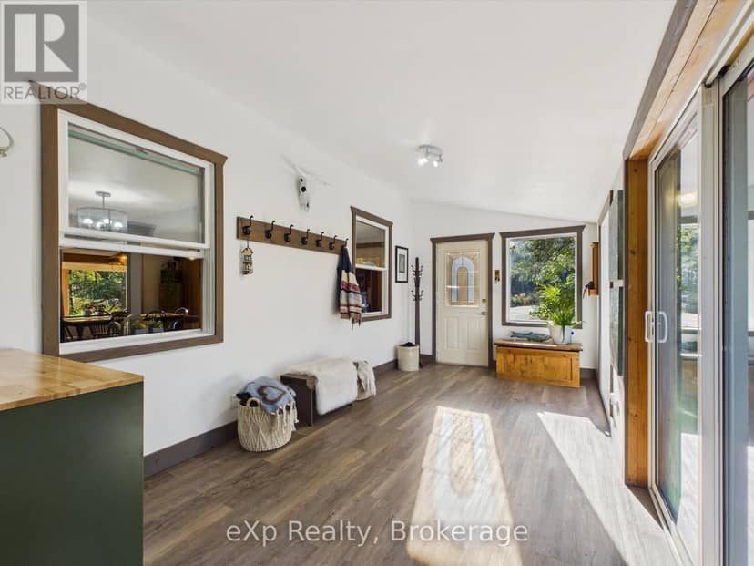 1002 Silver Lake Road — photo 16 of 40