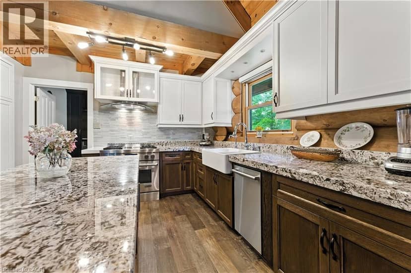 8036 Wellington Rd 7 — photo 12 of 40