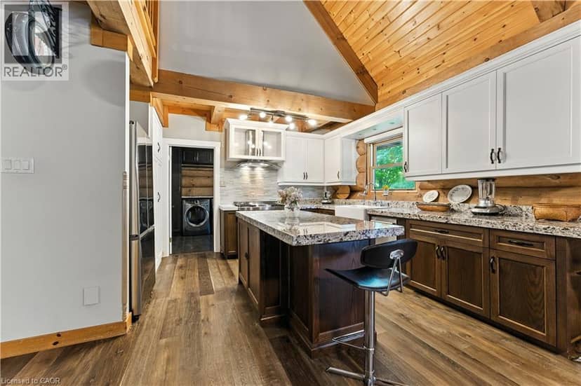 8036 Wellington Rd 7 — photo 14 of 40