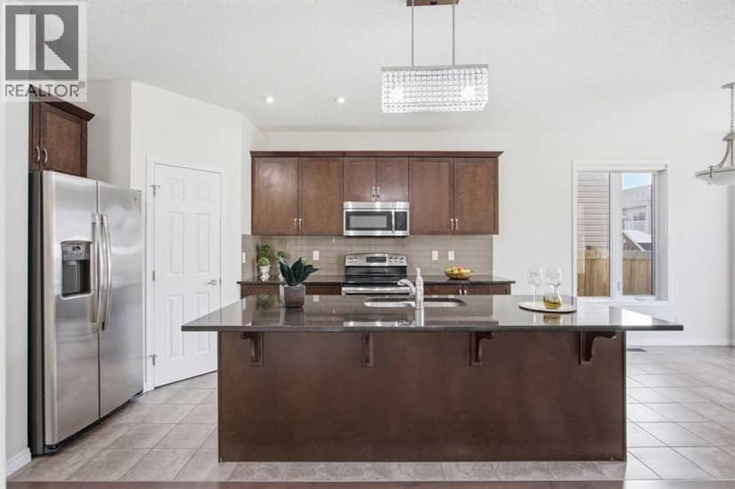 111 Windbrook Manor SW, Airdrie, photo 7