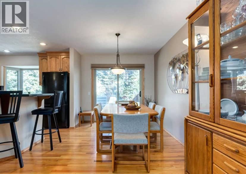 4808 Valiant Drive NW — photo 10 of 32