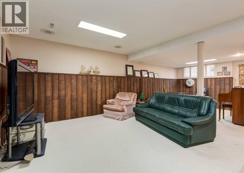 4808 Valiant Drive NW — photo 24 of 32