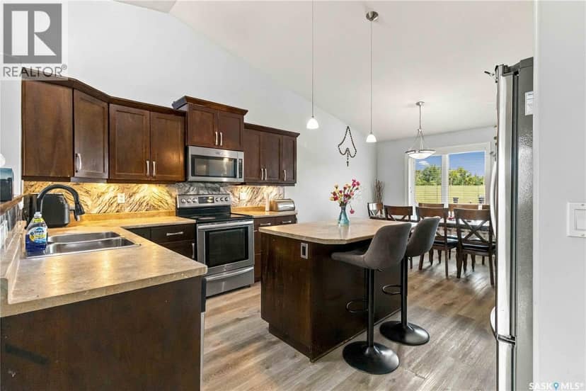 562 Rempel MANOR, Saskatoon, photo 7