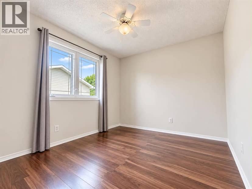 10505 105 Street — photo 15 of 34