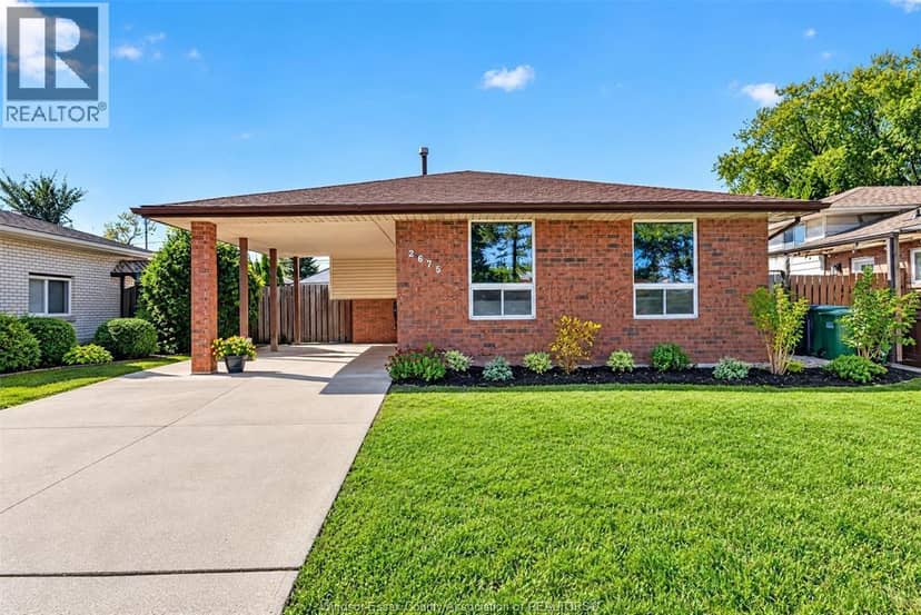 2675 Jefferson Boulevard, Windsor