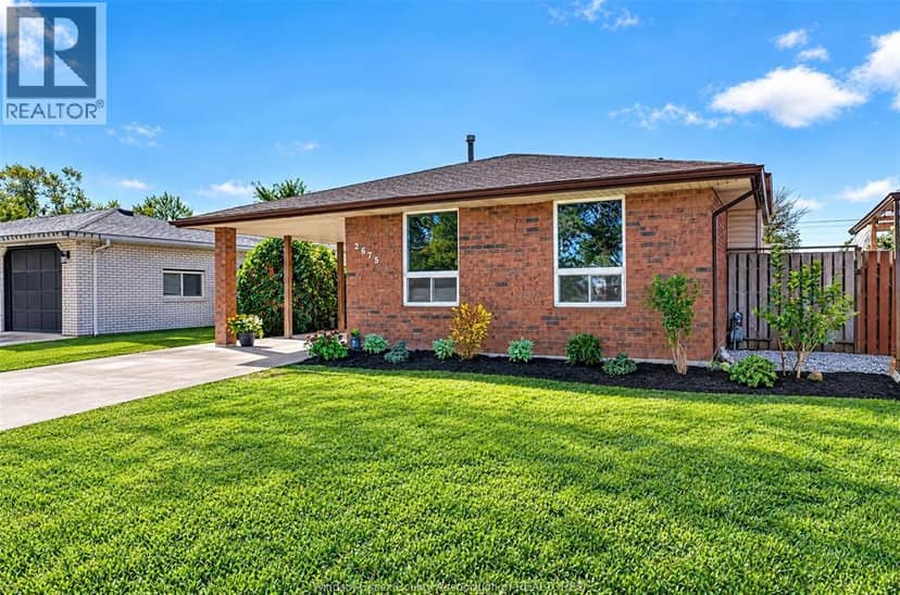 2675 Jefferson Boulevard, Windsor, photo 2