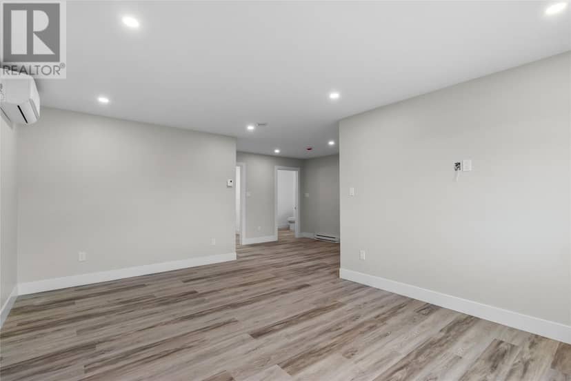 8 McGraths Road — photo 18 of 26