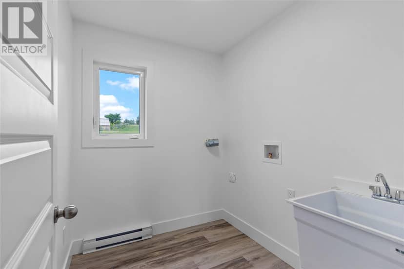8 McGraths Road — photo 21 of 26