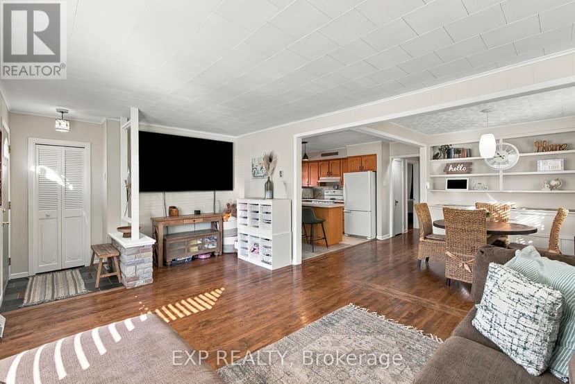 187 Bertie Street — photo 12 of 40