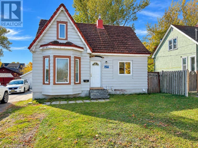 609 Van Norman Street, Thunder Bay, photo 2