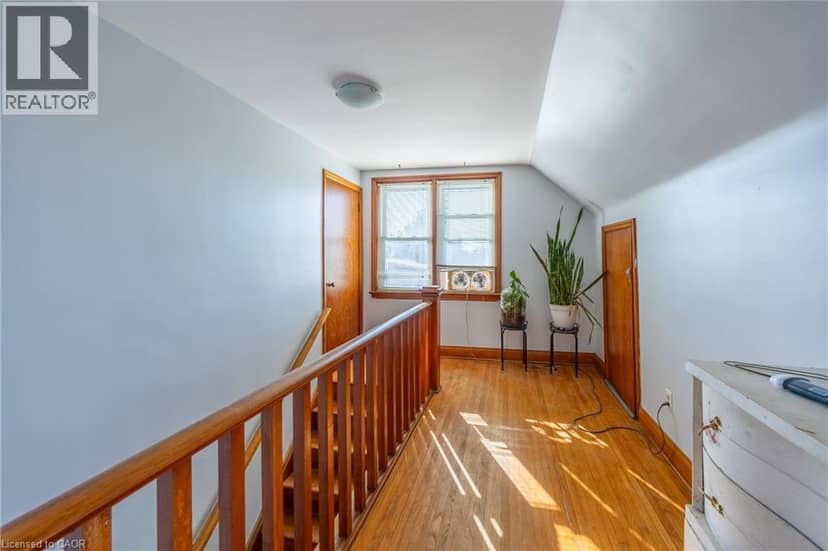 739 JAMES Street — photo 12 of 29