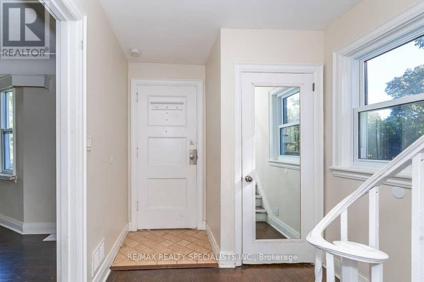 970 Concession Street — photo 18 of 40