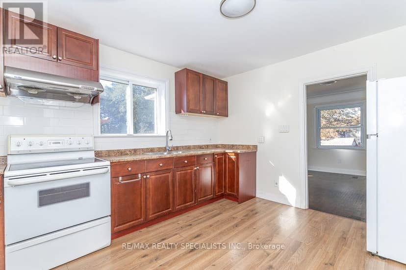 970 Concession Street — photo 29 of 40