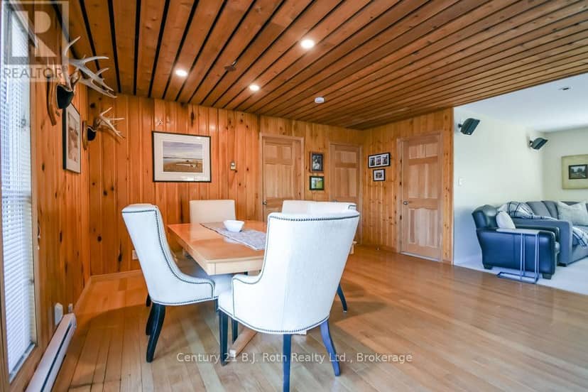 9 Severn River 403 — photo 10 of 33