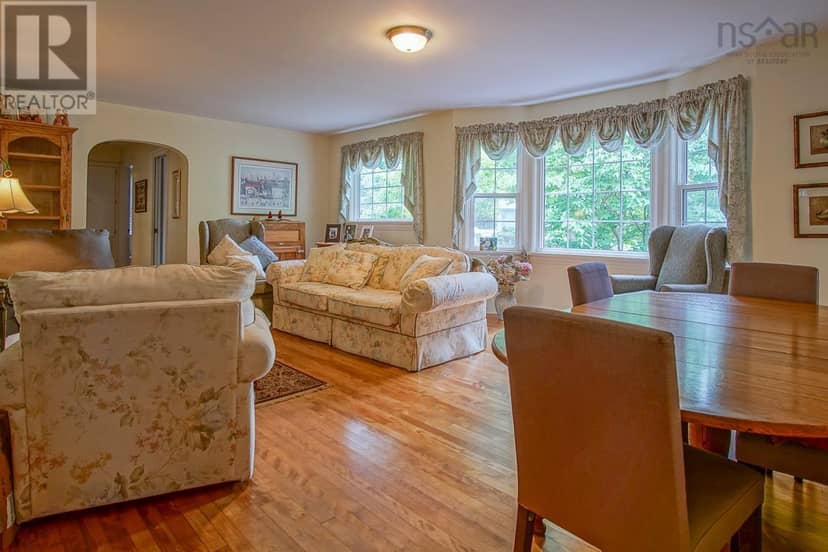 108 Marsters Avenue — photo 21 of 38