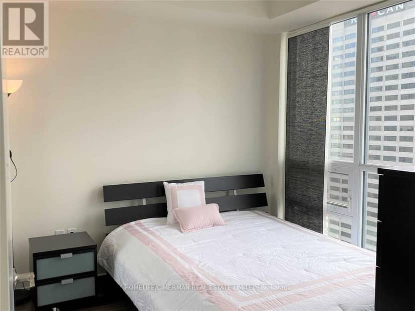 2603 - 30 Roehampton Avenue E — photo 10 of 19