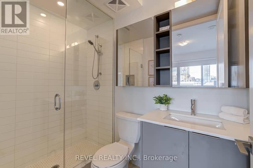 1107 - 11 Lillian Street — photo 16 of 32