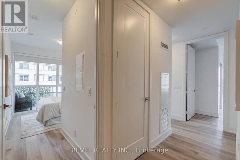 1107 - 11 Lillian Street, Toronto, photo 6