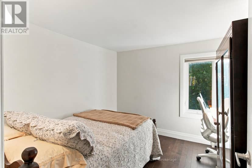 493 Mortimer Avenue — photo 13 of 26