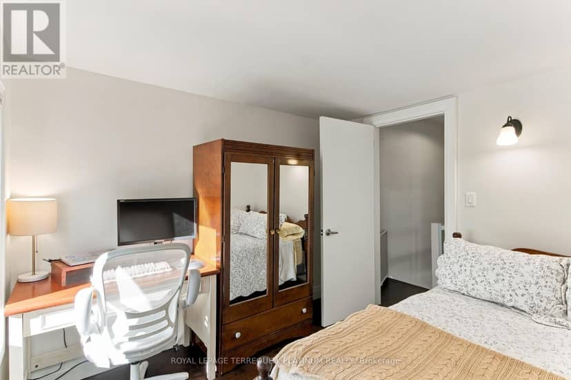 493 Mortimer Avenue — photo 14 of 26