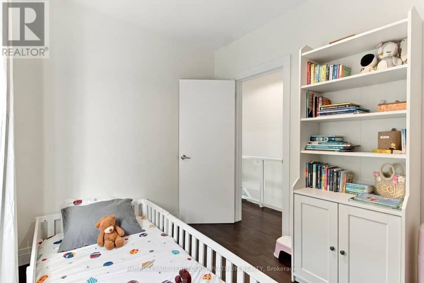493 Mortimer Avenue — photo 16 of 26