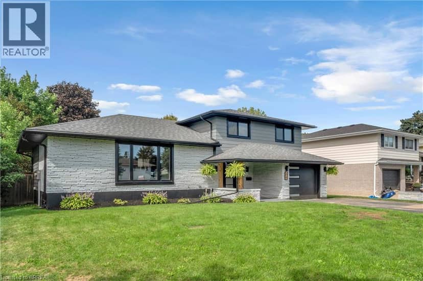 34 SKY ACRES Drive, Brantford, photo 3