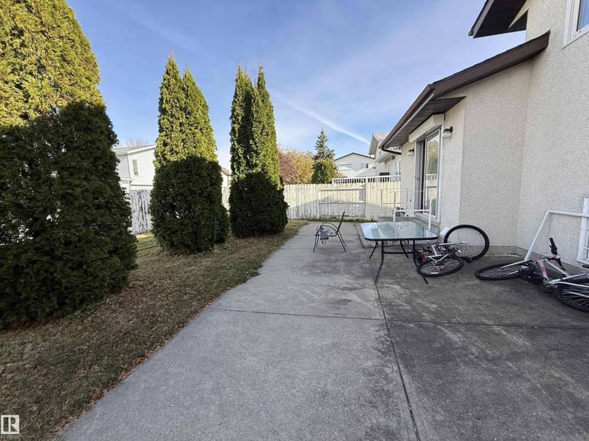 7520 152B AV NW — photo 12 of 12